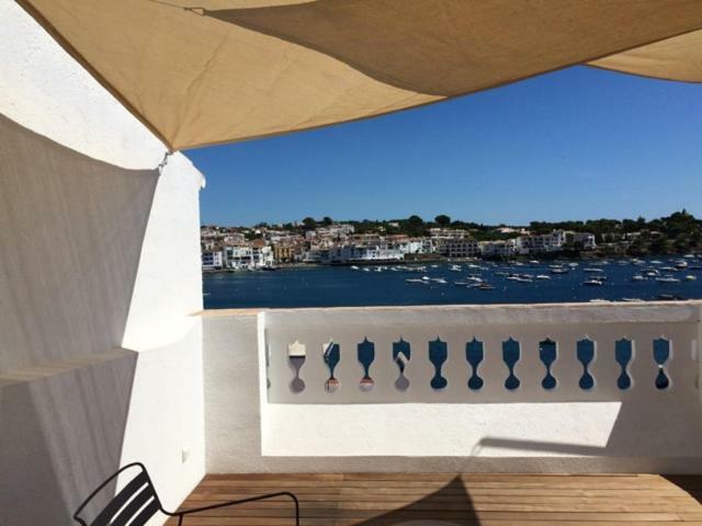 Centric Townhouse With Sea View - Casa Marta Villa Cadaqués Buitenkant foto